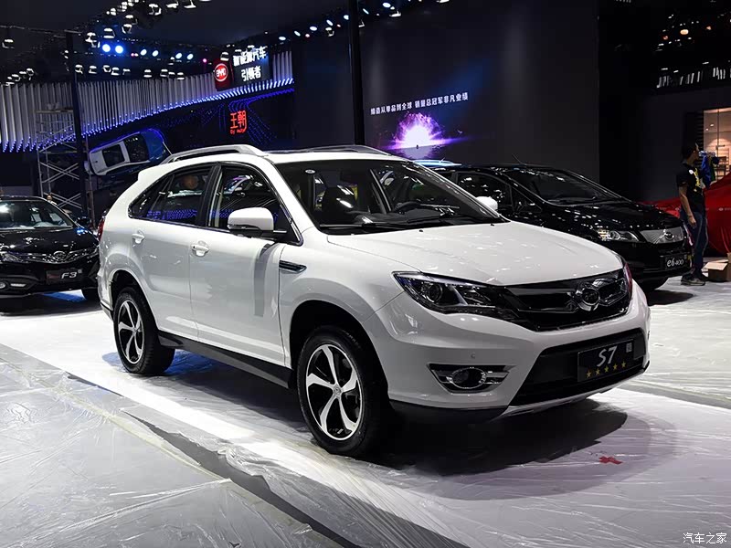 【图】比亚迪 比亚迪s7 2016广州车展_477172_汽车之家