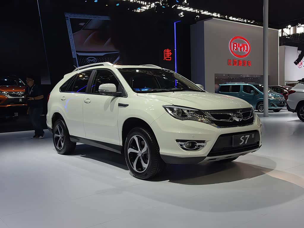 【图】比亚迪 比亚迪s7 2015广州车展_407749_汽车之家