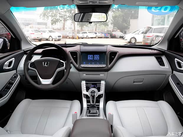 纳智捷东风裕隆纳智捷5 sedan2013款 2.0t 自动旗舰型