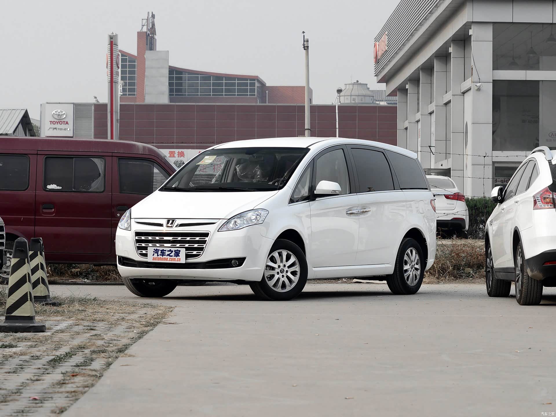 5万 少量现车
