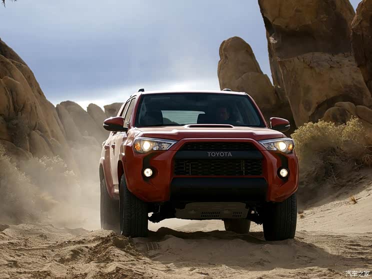 据丰田表示,其trd pro系列车型是为了纪念丰田曾夺得美洲baja 500以及