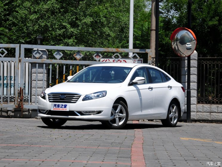 Faw b70 белый. FAW Besturn b70. FAW Besturn b70 новый. FAW Besturn b70 такси. FAQ Besturn b70.