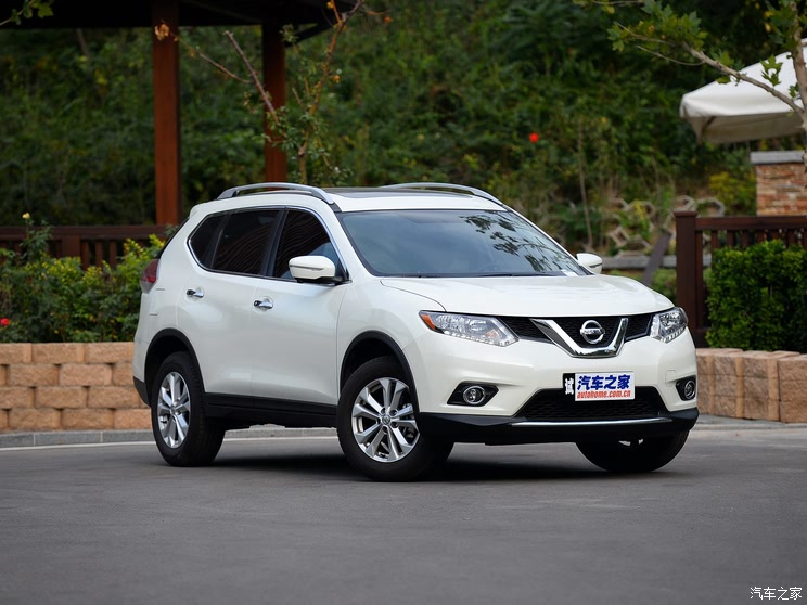 东风日产 奇骏 2014款 2.0L CVT舒适版 2WD 东风日产 奇骏 2014款 2.0L CVT舒适版 2WD
