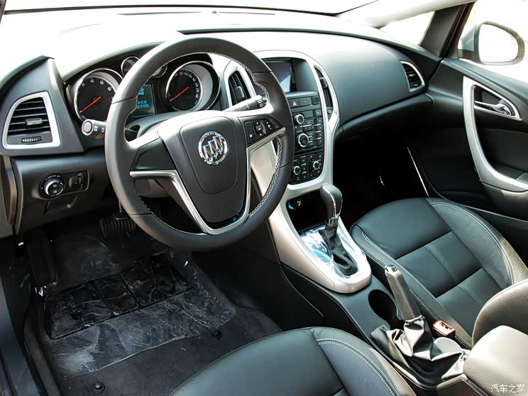 上汽通用别克 英朗 2010款 xt 1.8l 自动豪华版