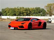 超跑CLUB第26季：又是一头暴躁大牛 Aventador