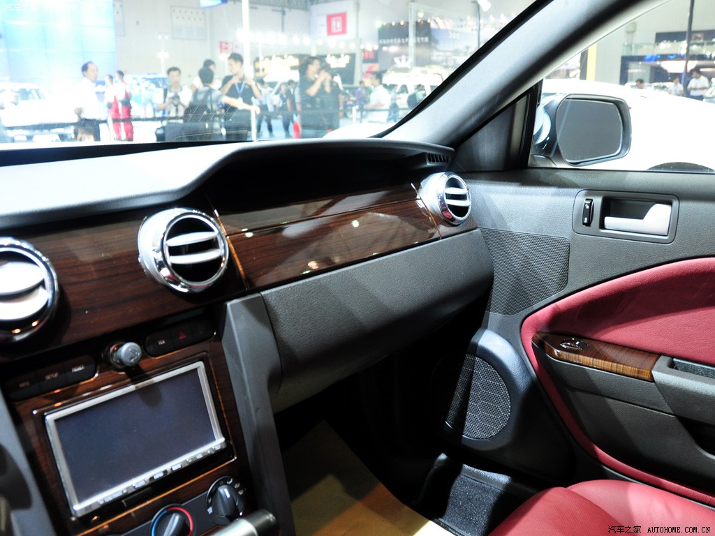 【图】光冈自动车 嘉路 2010成都车展_92439_汽车之家