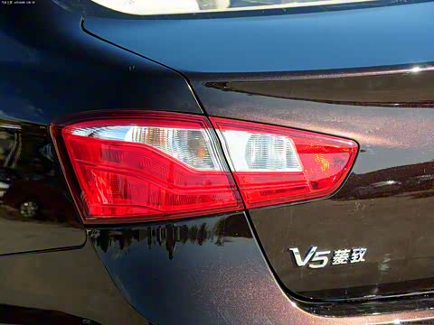 2012�� 1.5L �ֶ�������