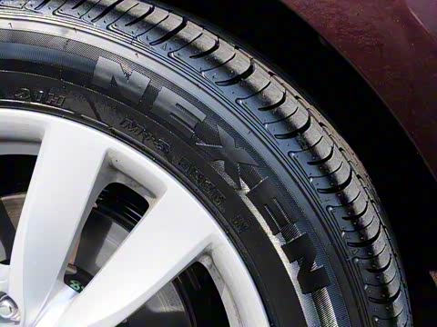 2013�� 1.6L �Զ�Premium