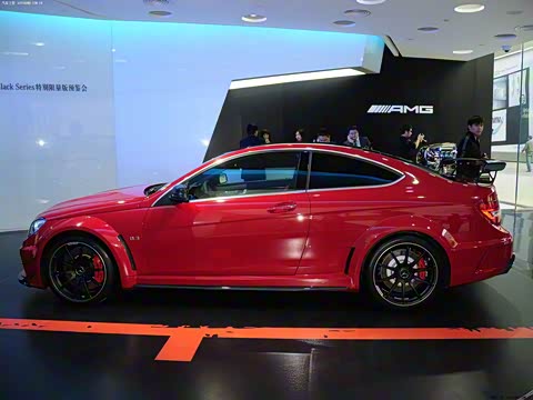 2013�� AMG C 63 Coupe Black Series