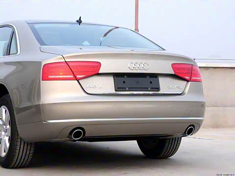 2013�� A8L 30 FSI ������