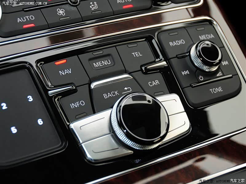 奥迪(进口) 奥迪a8 2013款 a8l 30 fsi 舒适型