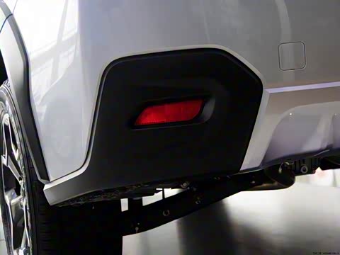 2012�� 2.0i ����������