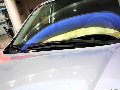 2012�� 2.0i ����������