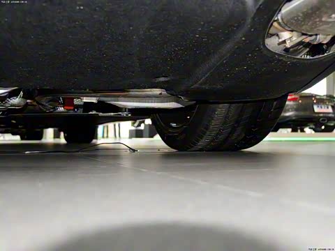 2010�� Panamera Turbo 4.8T