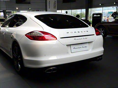 2010�� Panamera Turbo 4.8T