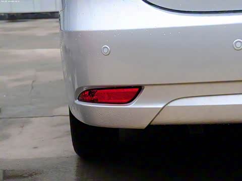 2012�� 1.6L �ֶ�������