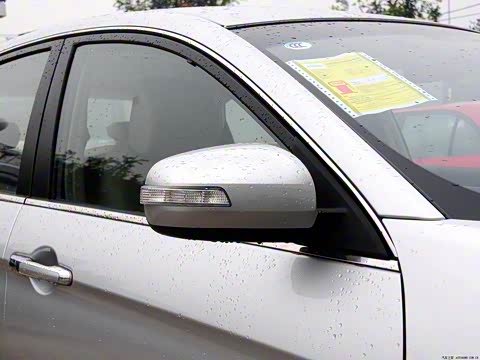 2012�� 1.6L �ֶ�������