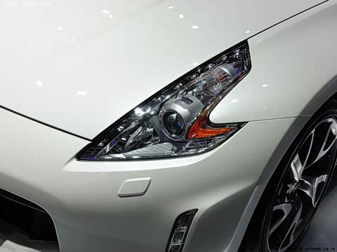 2013�� 3.7L Roadster