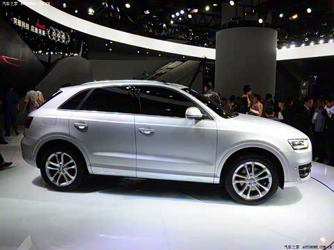 2013�� 40 TFSI quattro ������