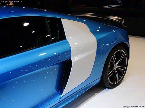 2013�� 5.2 FSI quattro �й�ר����