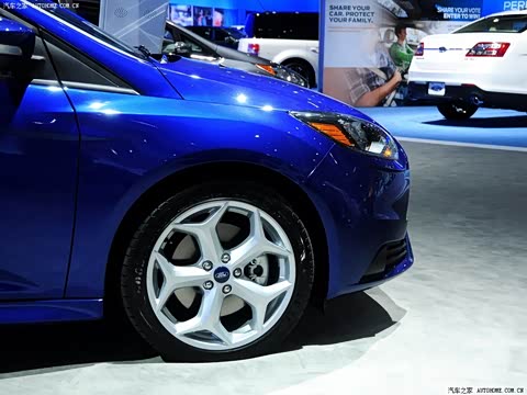 2013�� 2.0T ST ��׼��