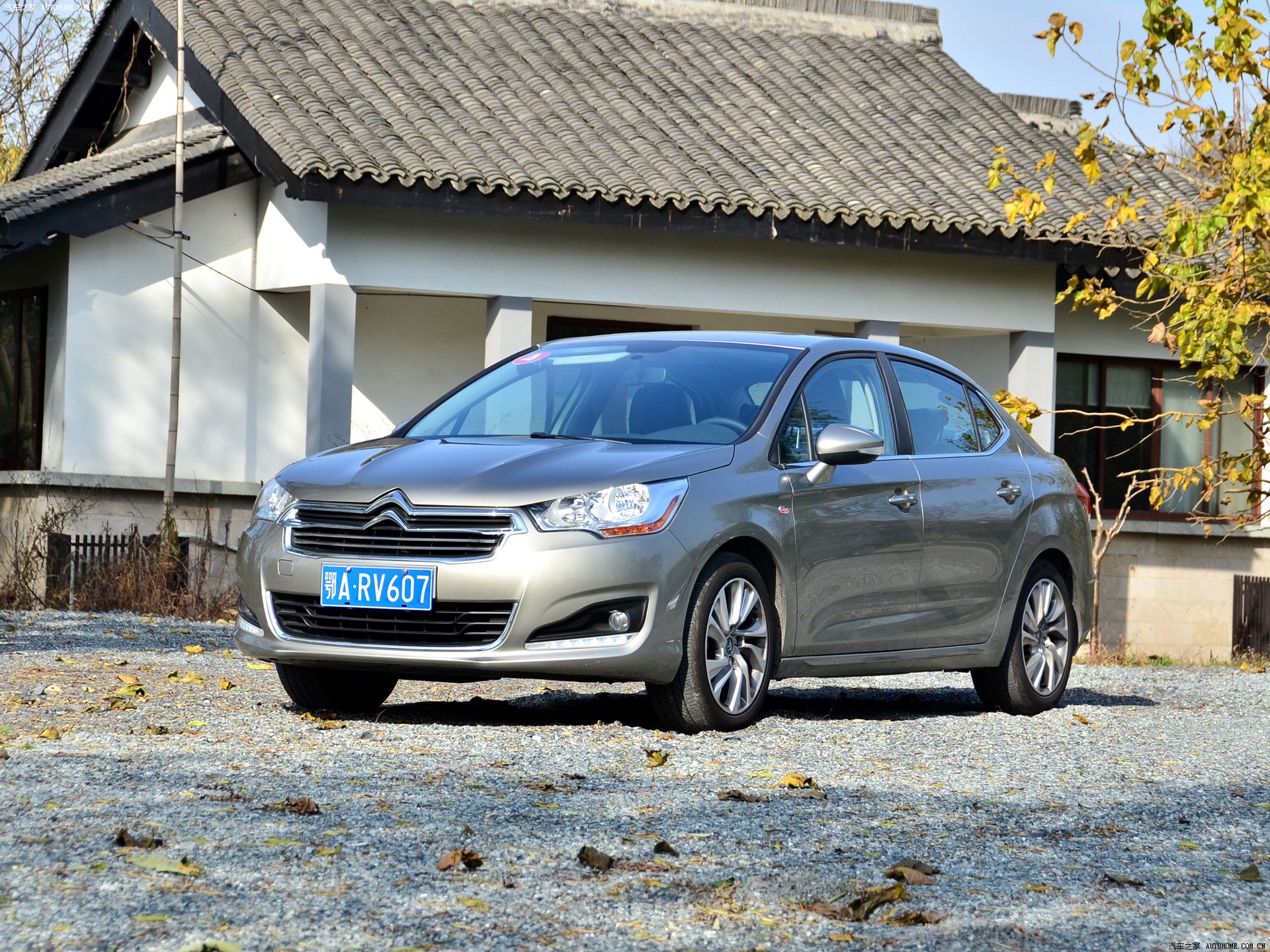 雪铁龙c4l系列2013款 1.6thp 自动劲享版