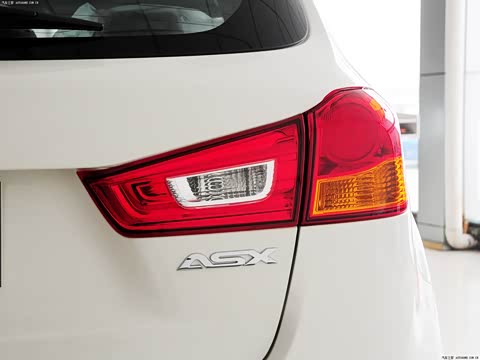 2013�� 1.6L �ֶ�������׼��