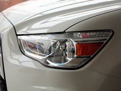 2013�� 1.6L �ֶ�������׼��