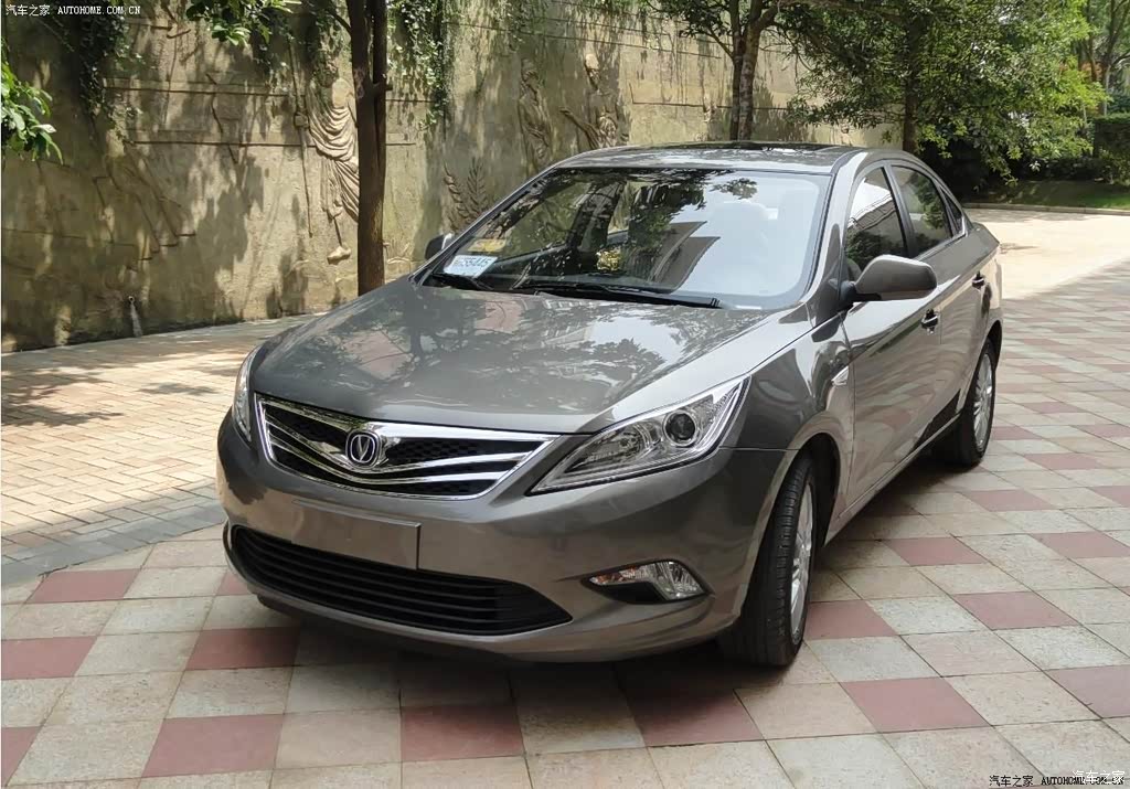 汽车图片 长安 逸动 2012款 1.6l 手动豪华型 国iv