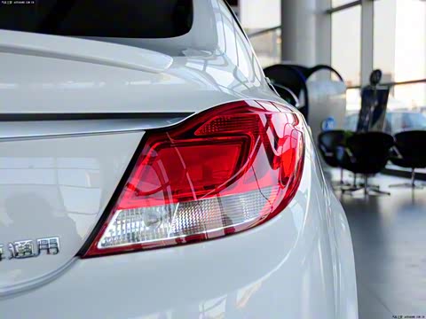 2013�� GS 2.0T �����˶���