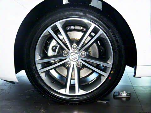 2013�� GS 2.0T �����˶���