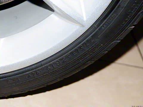 2012�� XKR 5.0L ��е��ѹ�����