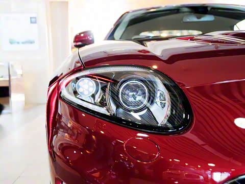 2012�� XKR 5.0L ��е��ѹ�����