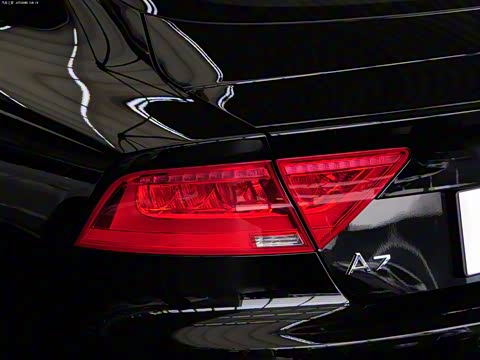 2013�� 50 TFSI quattro������