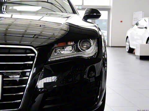 2013�� 50 TFSI quattro������