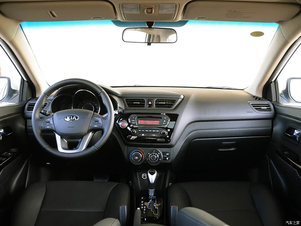 起亚k2 2012款 两厢 1.