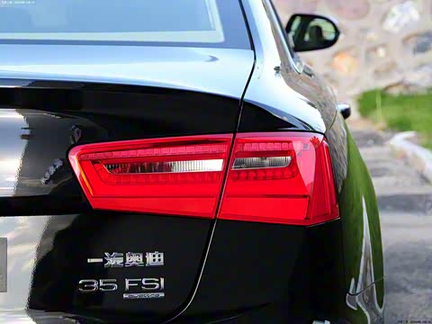 2012�� 35 FSI quattro ������