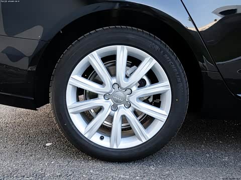 2012�� 35 FSI quattro ������