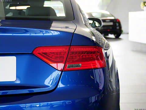 2012�� RS 5 Coupe