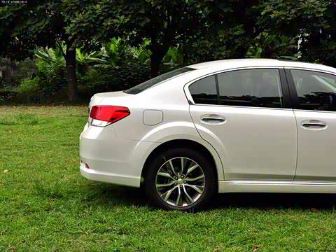 2013�� 2.5i-X ������