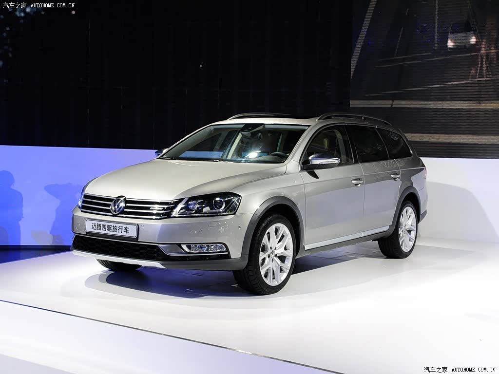 2012款 旅行版 2.0tsi 四驱豪华型