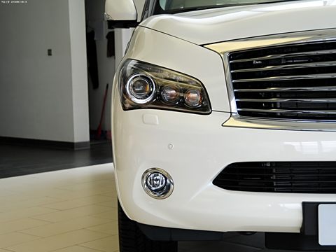 2013 QX56