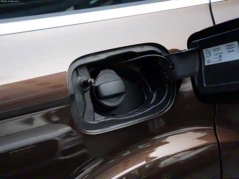 2013�� 40 TFSI ������