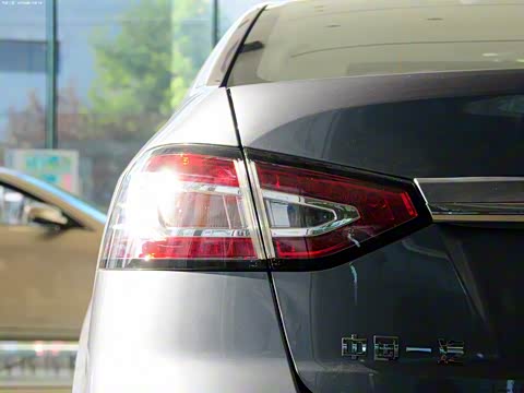 2012�� 2.0L �ֶ�������