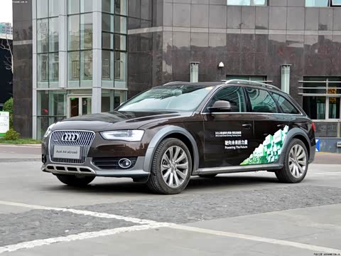 2013�� 40 TFSI allroad quattro ������