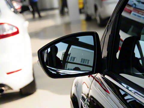 2013�� 2.0L GTDi �����˶���