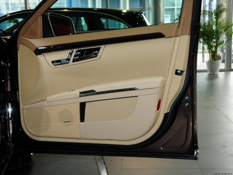 2012 S 300 L  Grand Edition