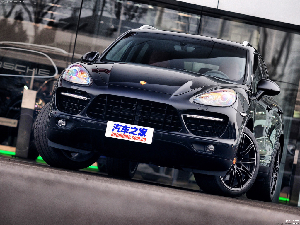 2013款 cayenne turbo s 48t