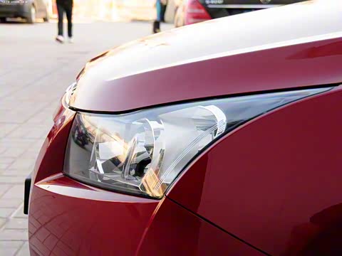 2013�� 1.6L SE AT