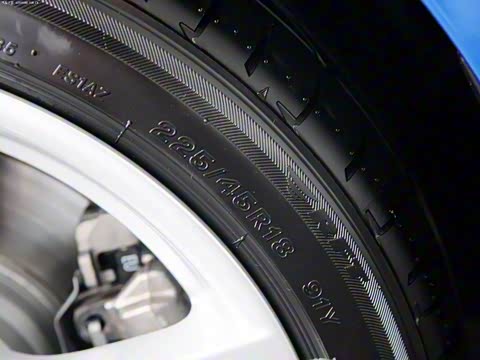 2013�� 328i M�˶��� ���а�